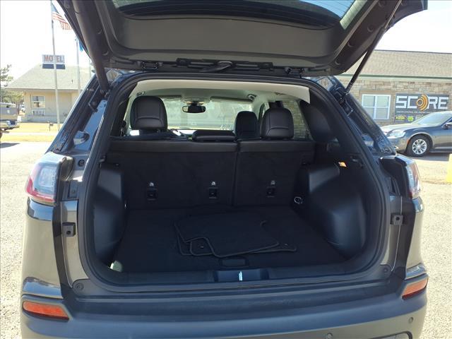 used 2023 Jeep Cherokee car, priced at $21,900