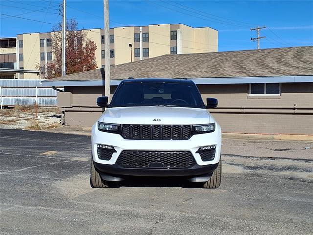 new 2025 Jeep Grand Cherokee car, priced at $51,500