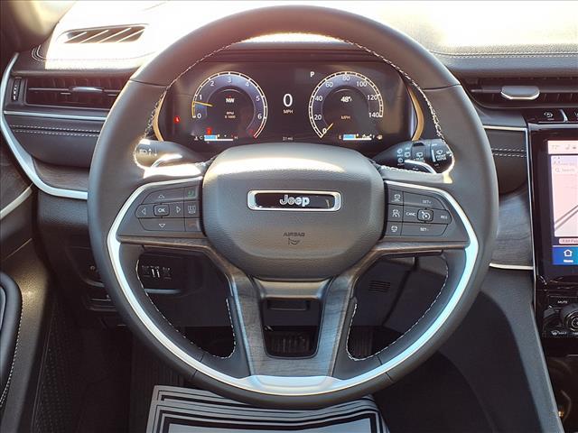 new 2025 Jeep Grand Cherokee car, priced at $51,500