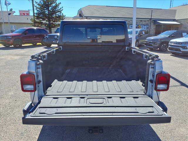 used 2024 Jeep Gladiator car, priced at $35,495