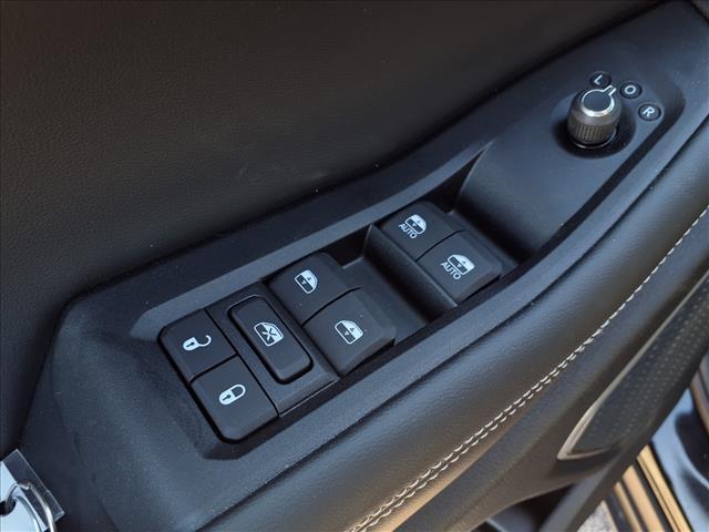 new 2026 Jeep Grand Cherokee car, priced at $50,580