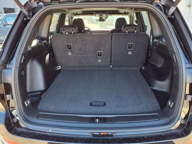 new 2025 Jeep Grand Cherokee car, priced at $42,900