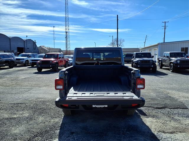 new 2026 Jeep Gladiator car, priced at $54,515