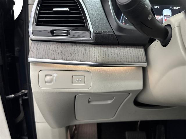 used 2021 Volvo XC90 car, priced at $29,974