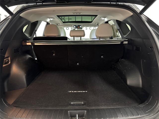 used 2024 Hyundai TUCSON Hybrid car, priced at $31,474