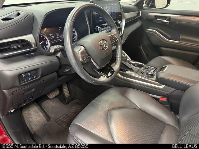 used 2021 Toyota Highlander car, priced at $41,974