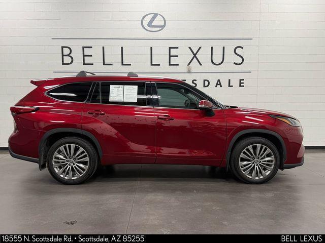used 2021 Toyota Highlander car, priced at $41,974