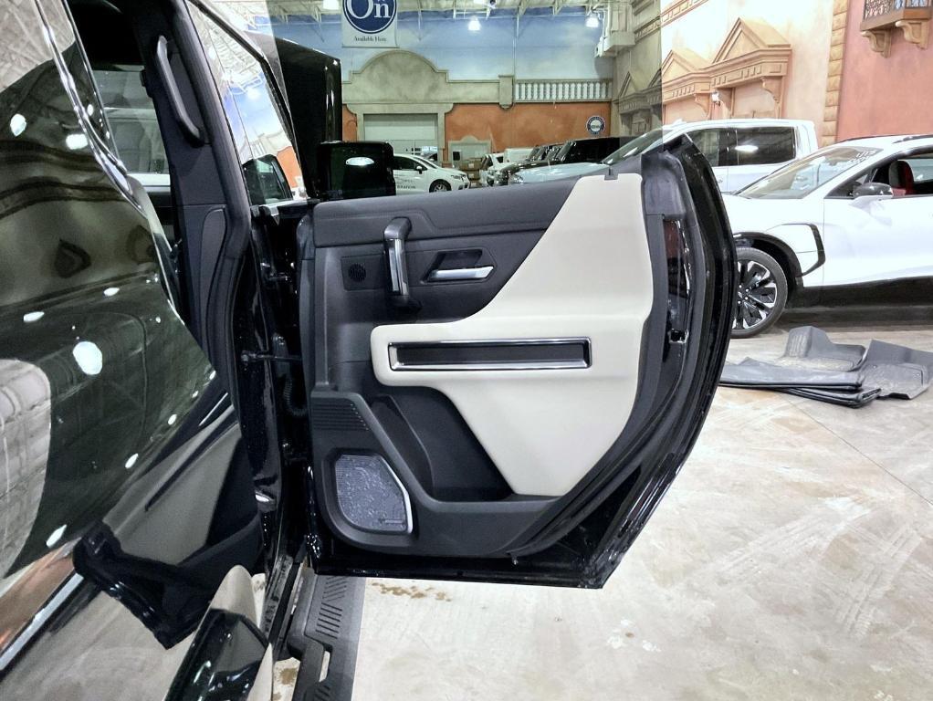 new 2026 GMC HUMMER EV SUV car, priced at $101,562