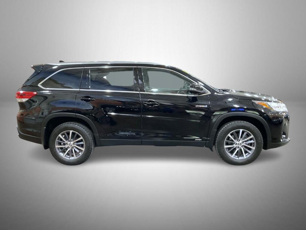 used 2019 Toyota Highlander Hybrid car, priced at $28,865