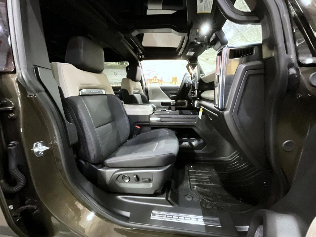 new 2026 GMC HUMMER EV SUV car, priced at $100,918