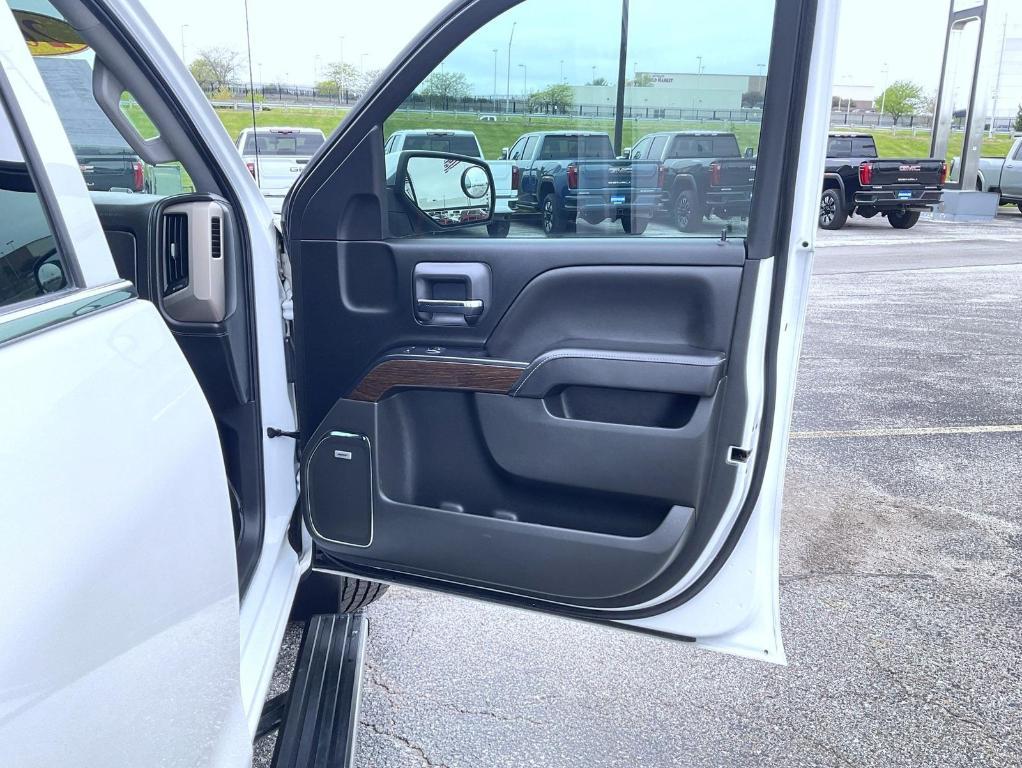 used 2017 GMC Sierra 1500 car, priced at $22,179