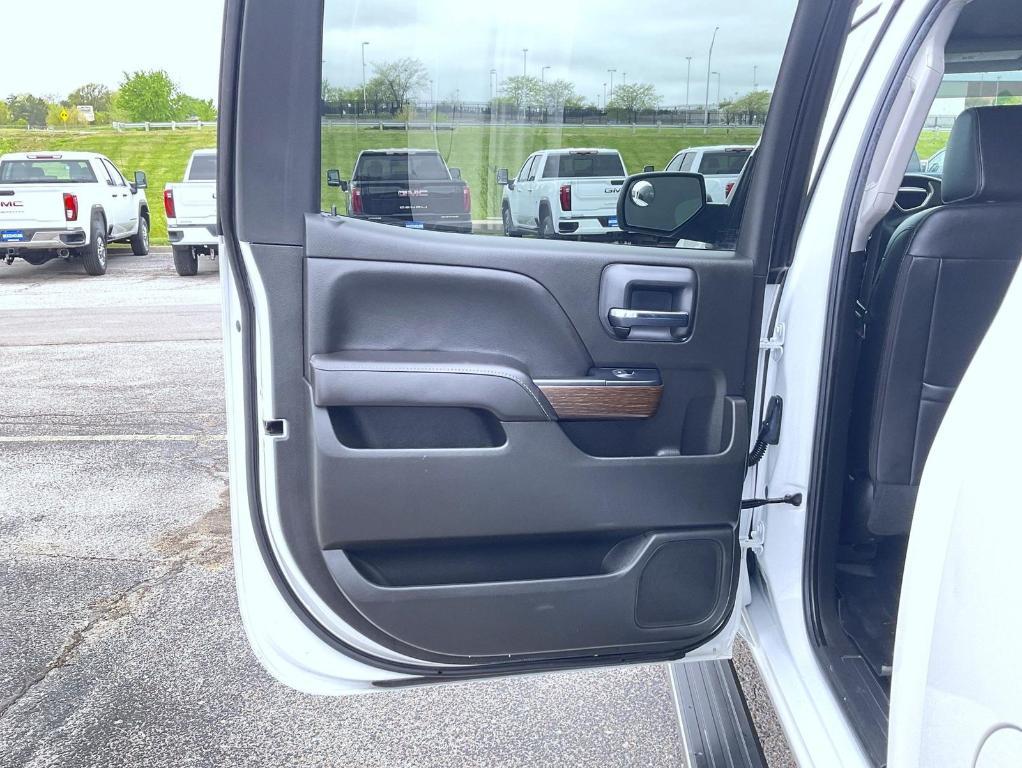 used 2017 GMC Sierra 1500 car, priced at $22,179
