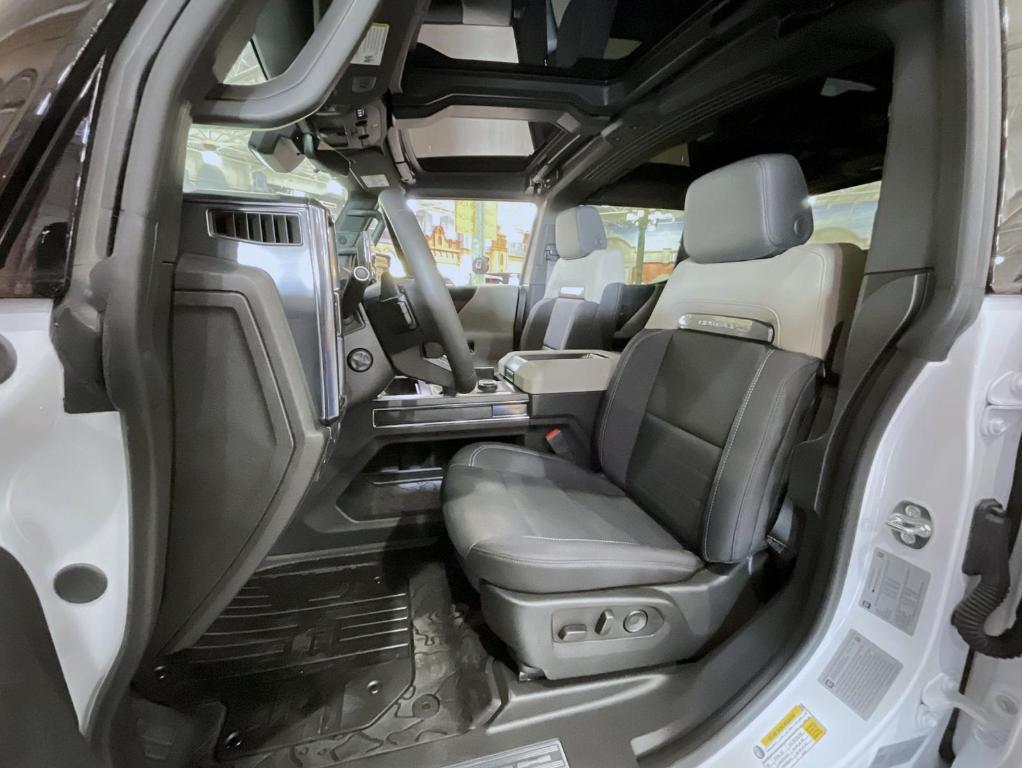 new 2026 GMC HUMMER EV Pickup car, priced at $110,688