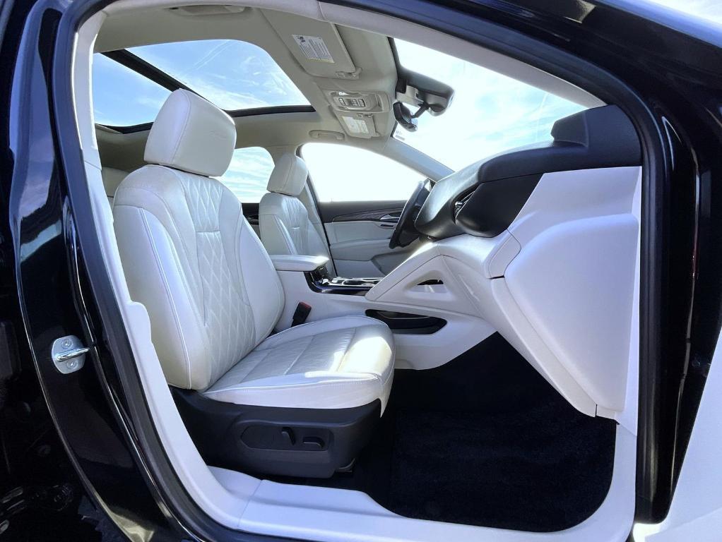 used 2023 Buick Envision car, priced at $37,690