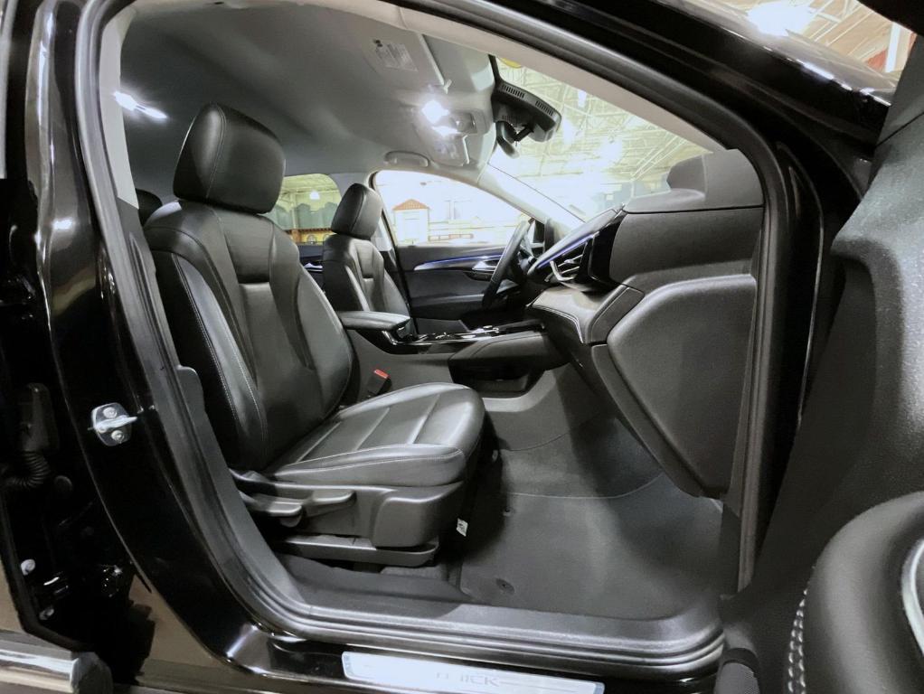 used 2024 Buick Envision car, priced at $27,670