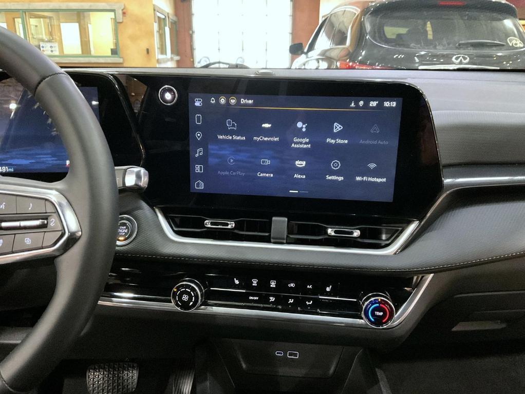 used 2025 Chevrolet Equinox car, priced at $29,880