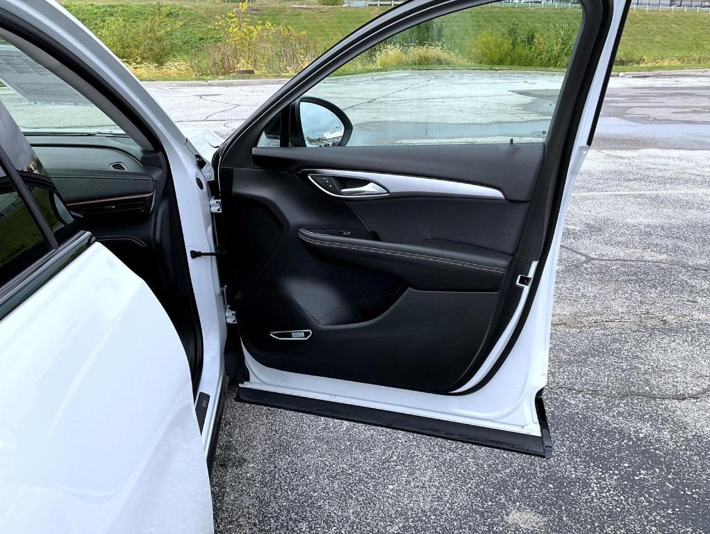 used 2025 Buick Envision car, priced at $30,700