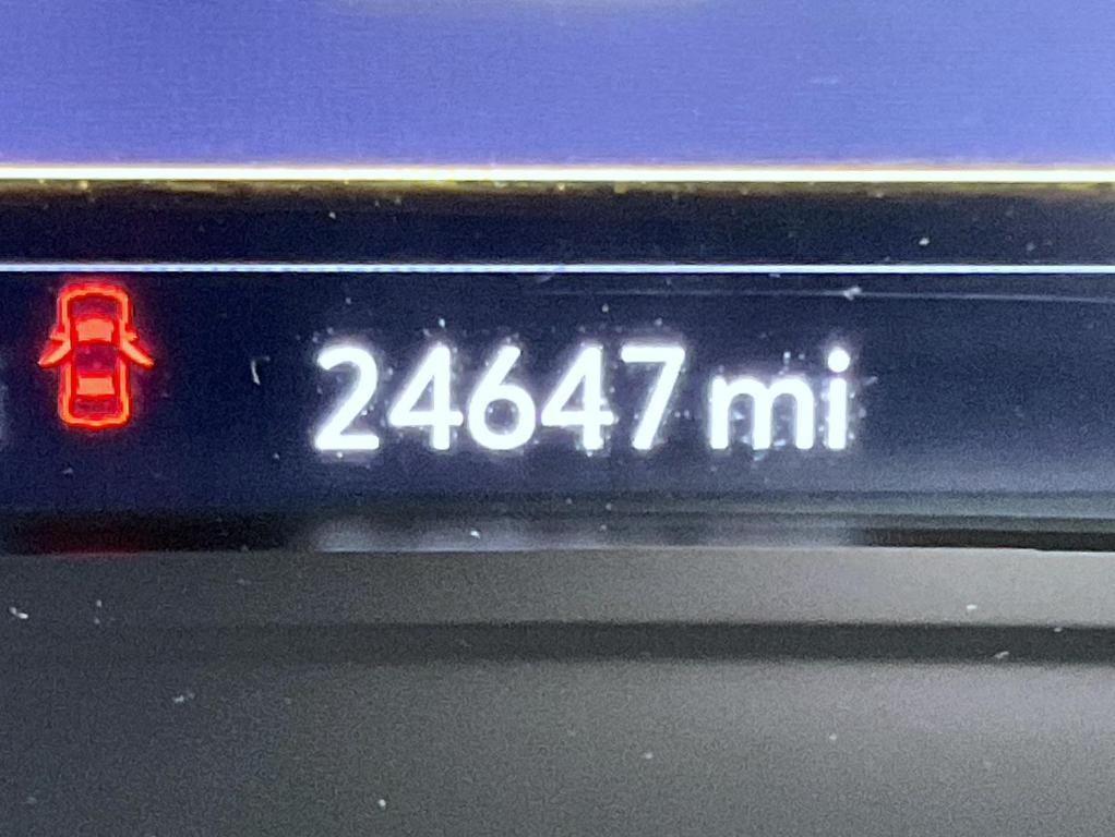 used 2023 Buick Envision car, priced at $37,670