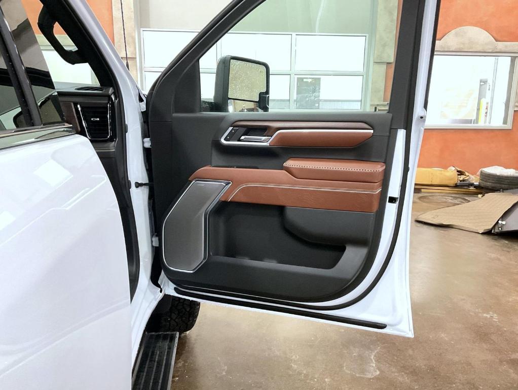 new 2026 GMC Sierra 2500 car, priced at $100,027
