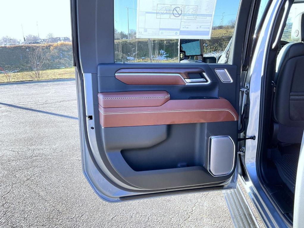 new 2026 GMC Sierra 2500 car, priced at $99,028