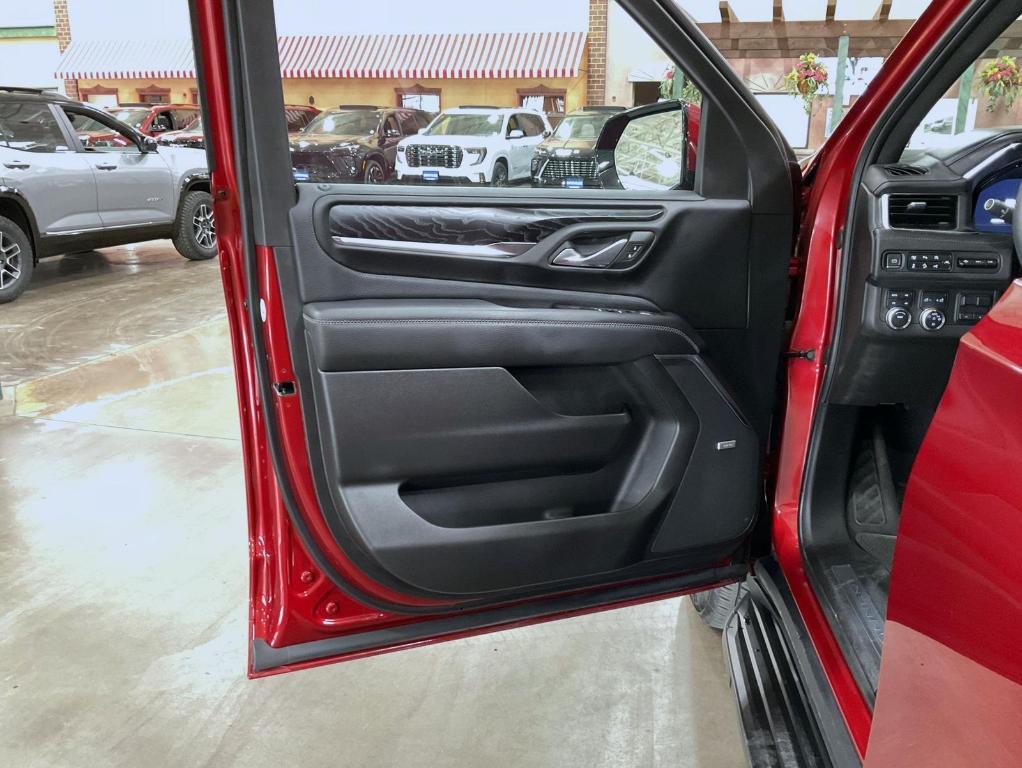 used 2024 GMC Yukon XL car, priced at $74,169