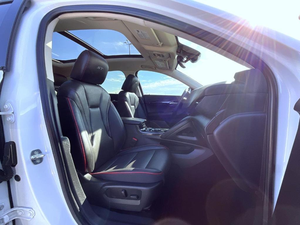 used 2023 Buick Envision car, priced at $31,670