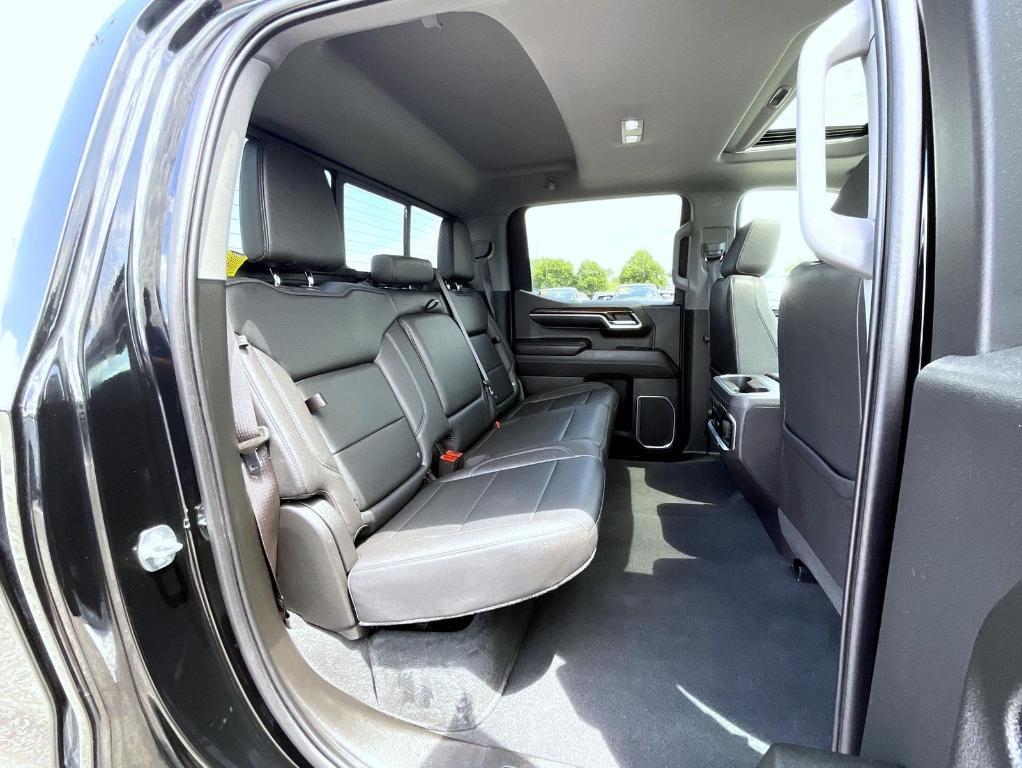 used 2023 GMC Sierra 1500 car, priced at $45,179