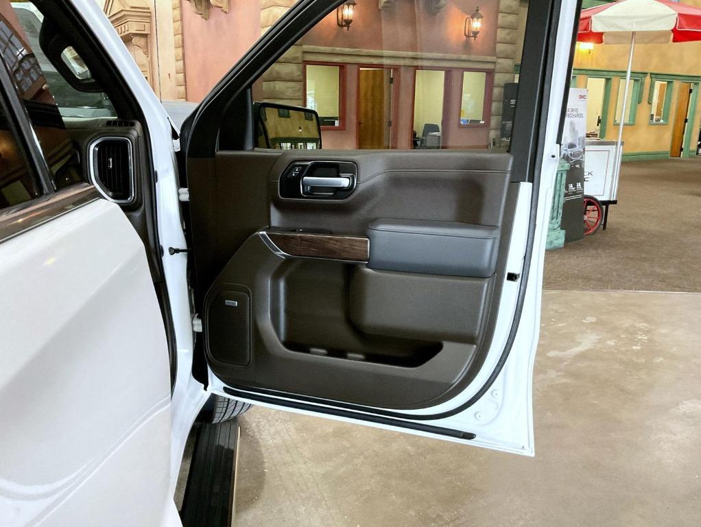 used 2021 GMC Sierra 1500 car, priced at $40,741