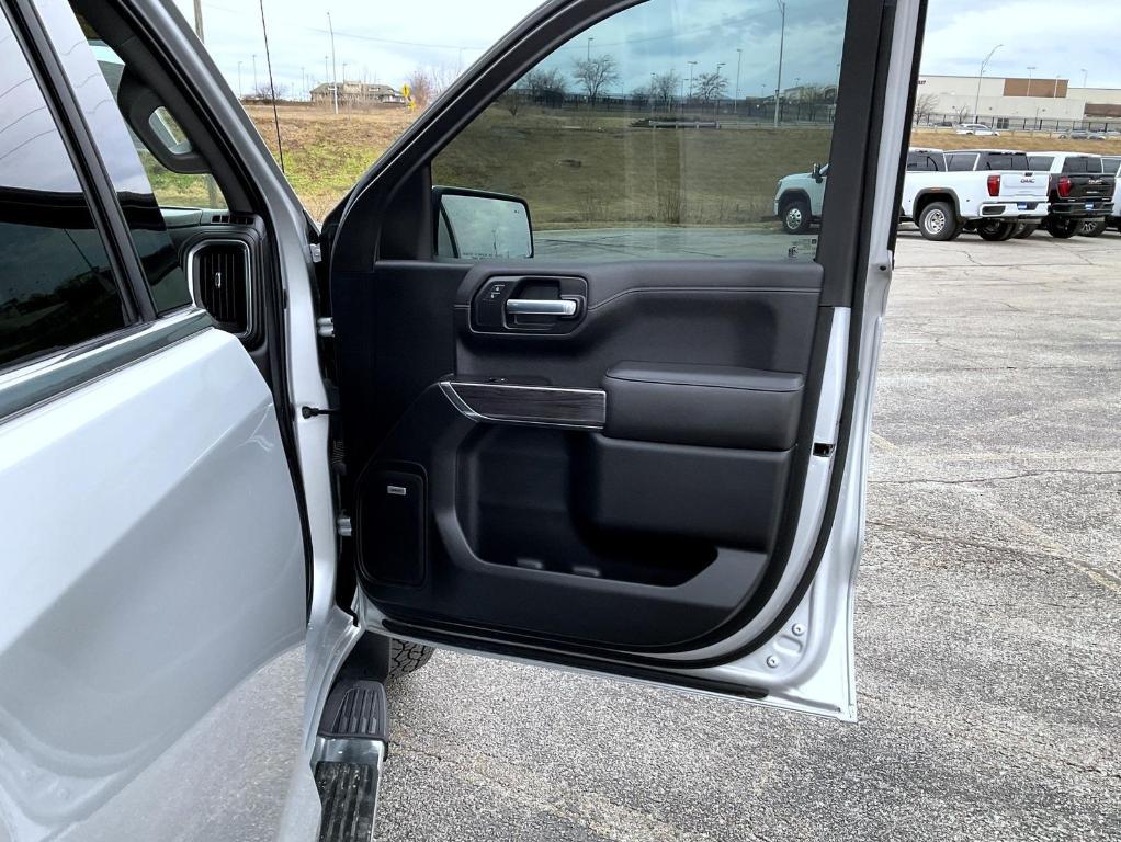 used 2020 Chevrolet Silverado 1500 car, priced at $37,981