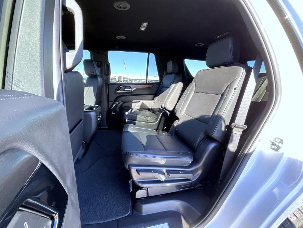 used 2025 GMC Yukon car, priced at $72,845