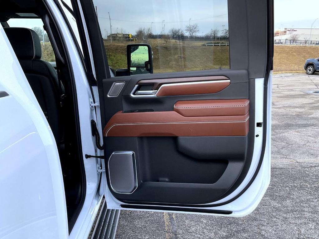 new 2026 GMC Sierra 2500 car, priced at $99,628