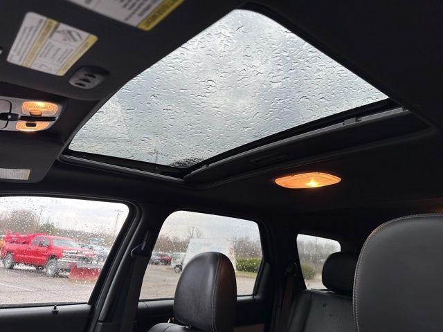 used 2010 Mercury Mariner car, priced at $3,199