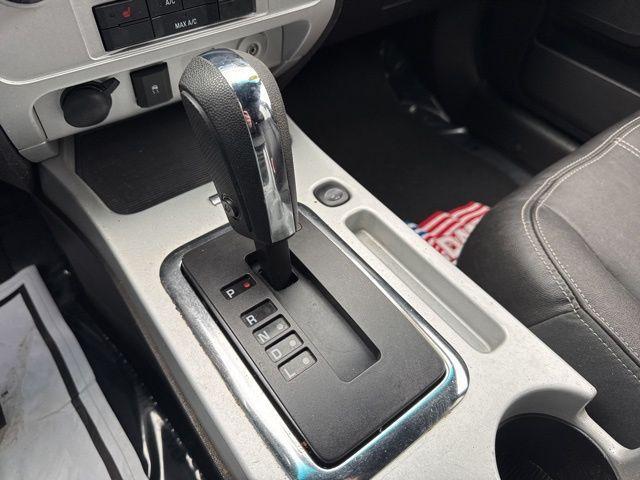 used 2010 Mercury Mariner car, priced at $3,199