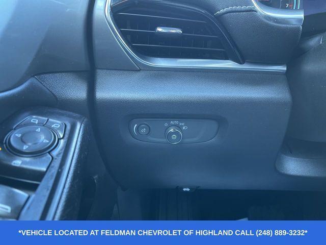 used 2023 Chevrolet Traverse car, priced at $30,495