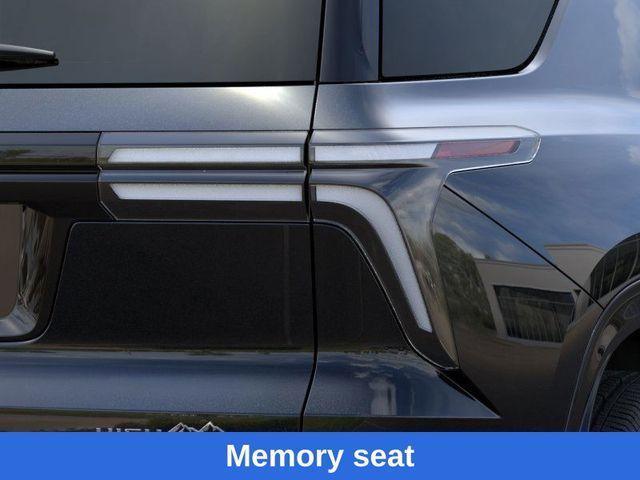 new 2026 Chevrolet Traverse car, priced at $49,303