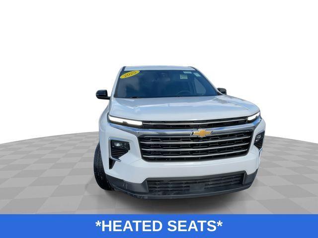 used 2025 Chevrolet Traverse car, priced at $33,495