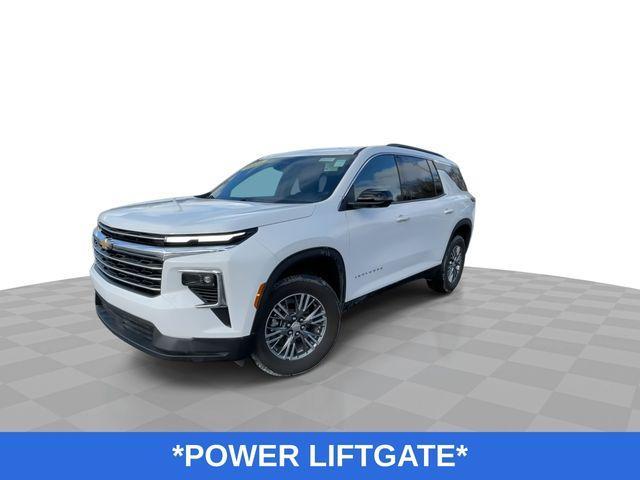 used 2025 Chevrolet Traverse car, priced at $33,495