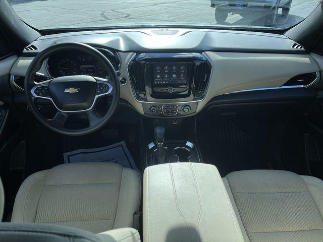 used 2023 Chevrolet Traverse car, priced at $22,495