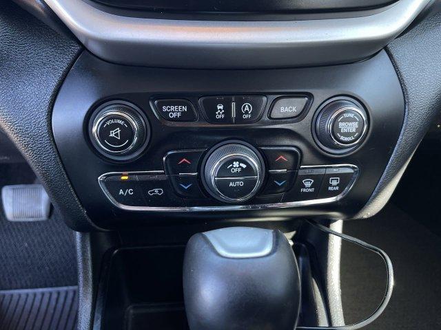 used 2017 Jeep Cherokee car, priced at $13,997