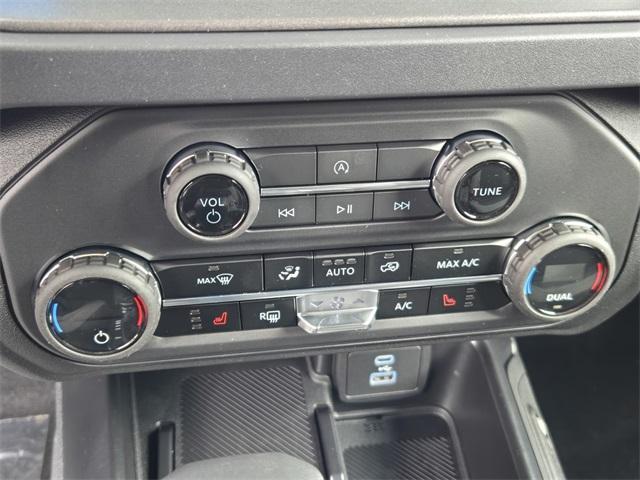 new 2025 Ford Bronco car, priced at $42,213