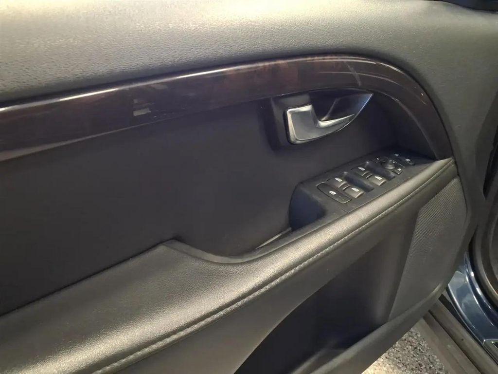 used 2015 Volvo XC70 car, priced at $13,795