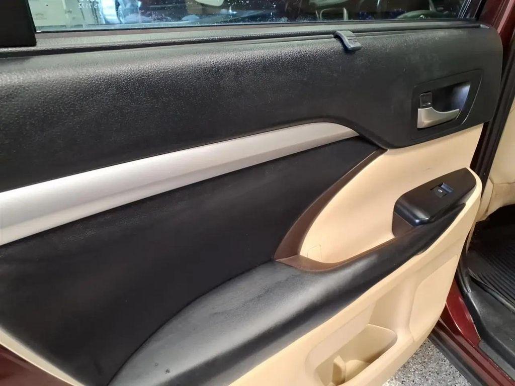 used 2019 Toyota Highlander car, priced at $18,995