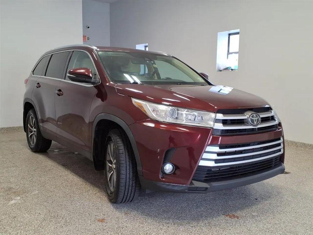 used 2019 Toyota Highlander car, priced at $18,995