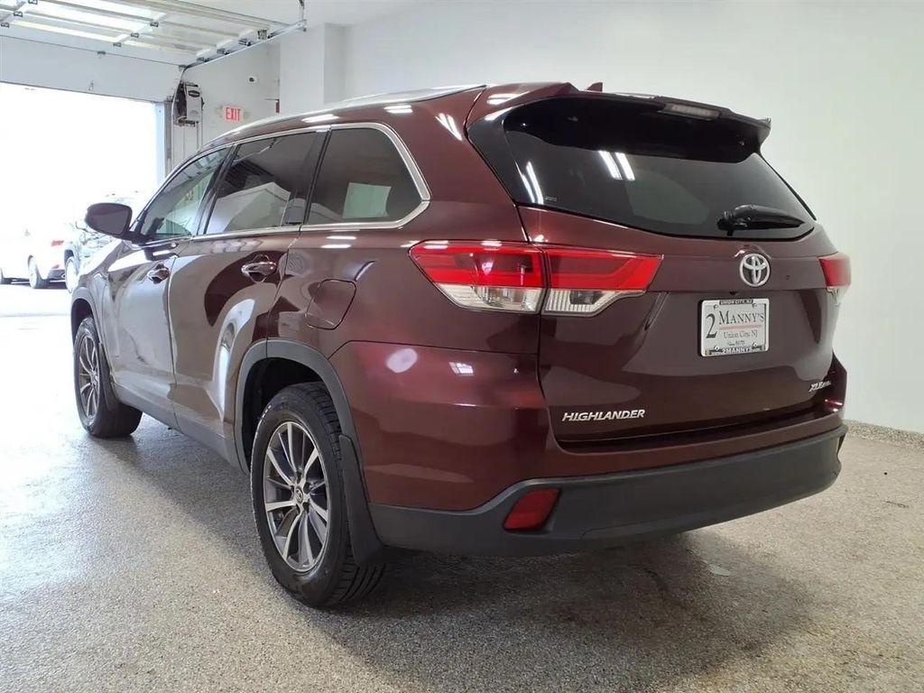 used 2019 Toyota Highlander car, priced at $18,995