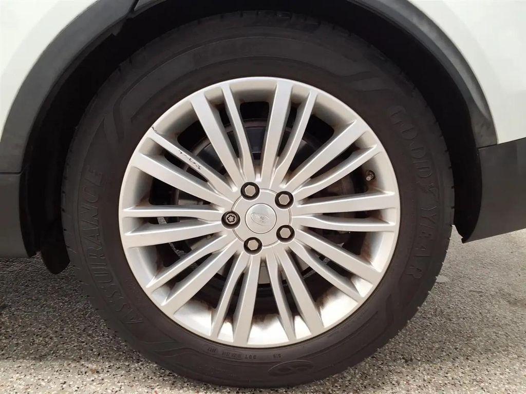 used 2019 Land Rover Discovery car, priced at $17,995