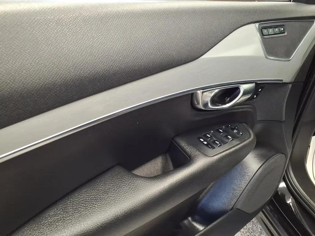 used 2016 Volvo XC90 car, priced at $14,995