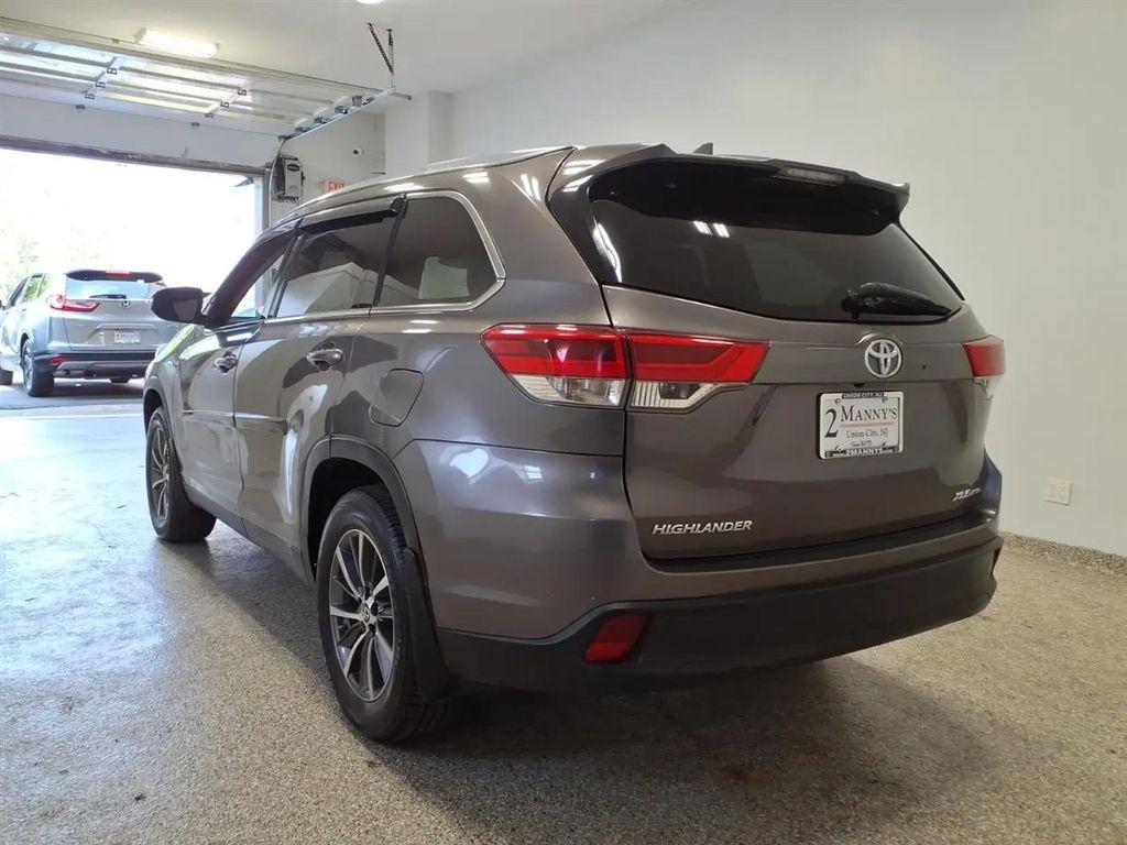 used 2019 Toyota Highlander car, priced at $19,995