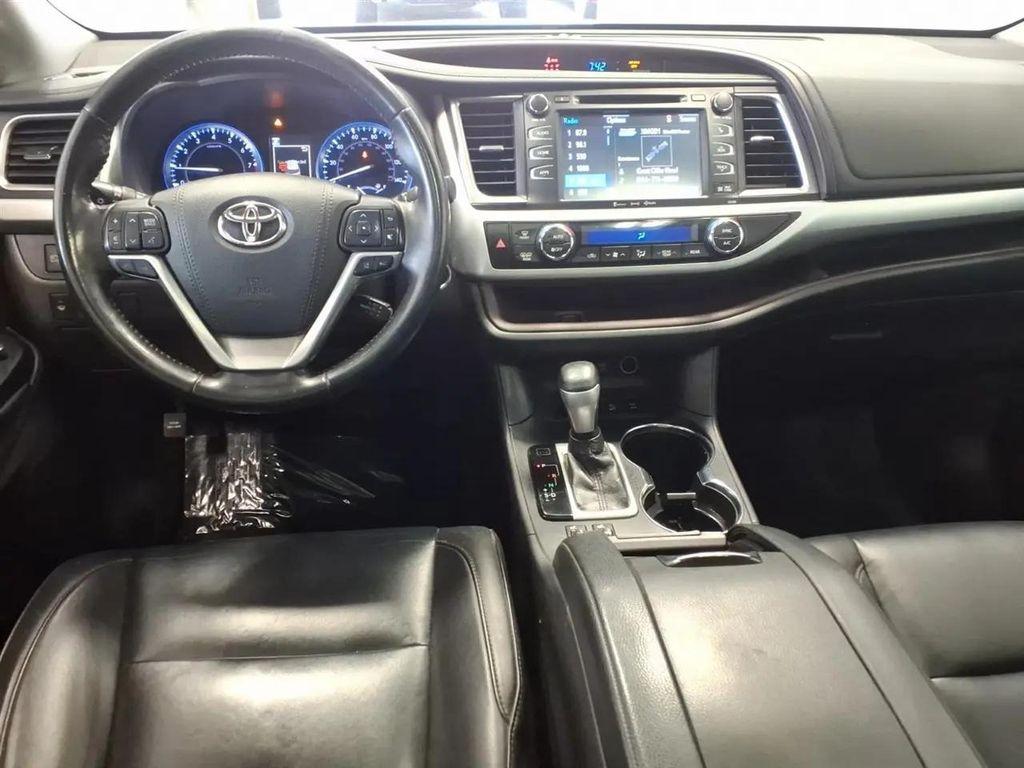 used 2019 Toyota Highlander car, priced at $19,995
