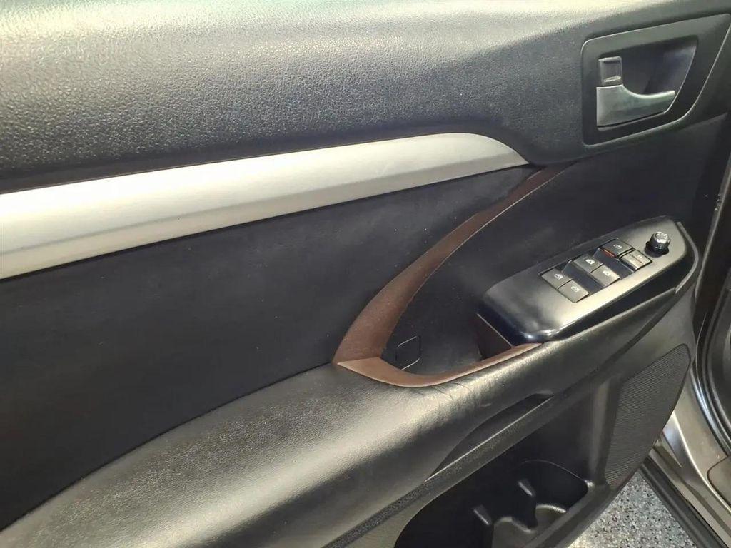 used 2019 Toyota Highlander car, priced at $19,995