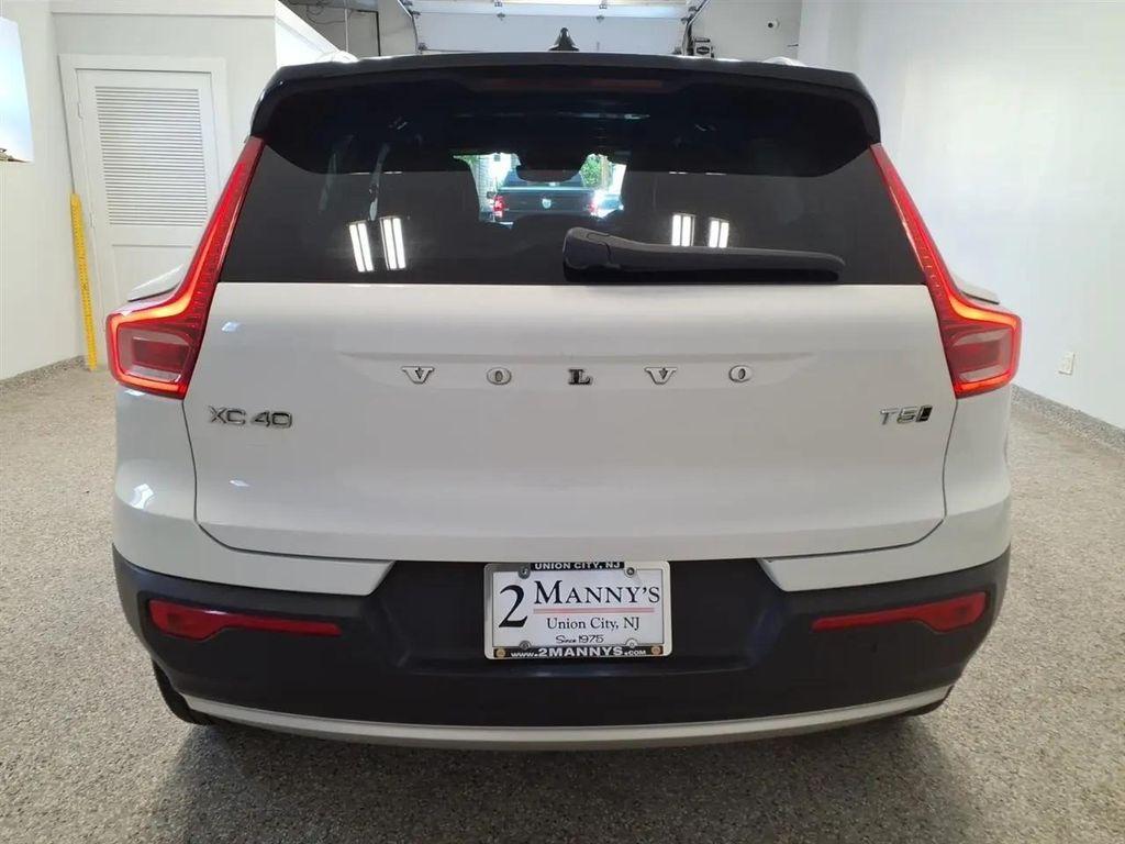 used 2020 Volvo XC40 car, priced at $19,994